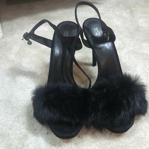 MK BLACK HEELS